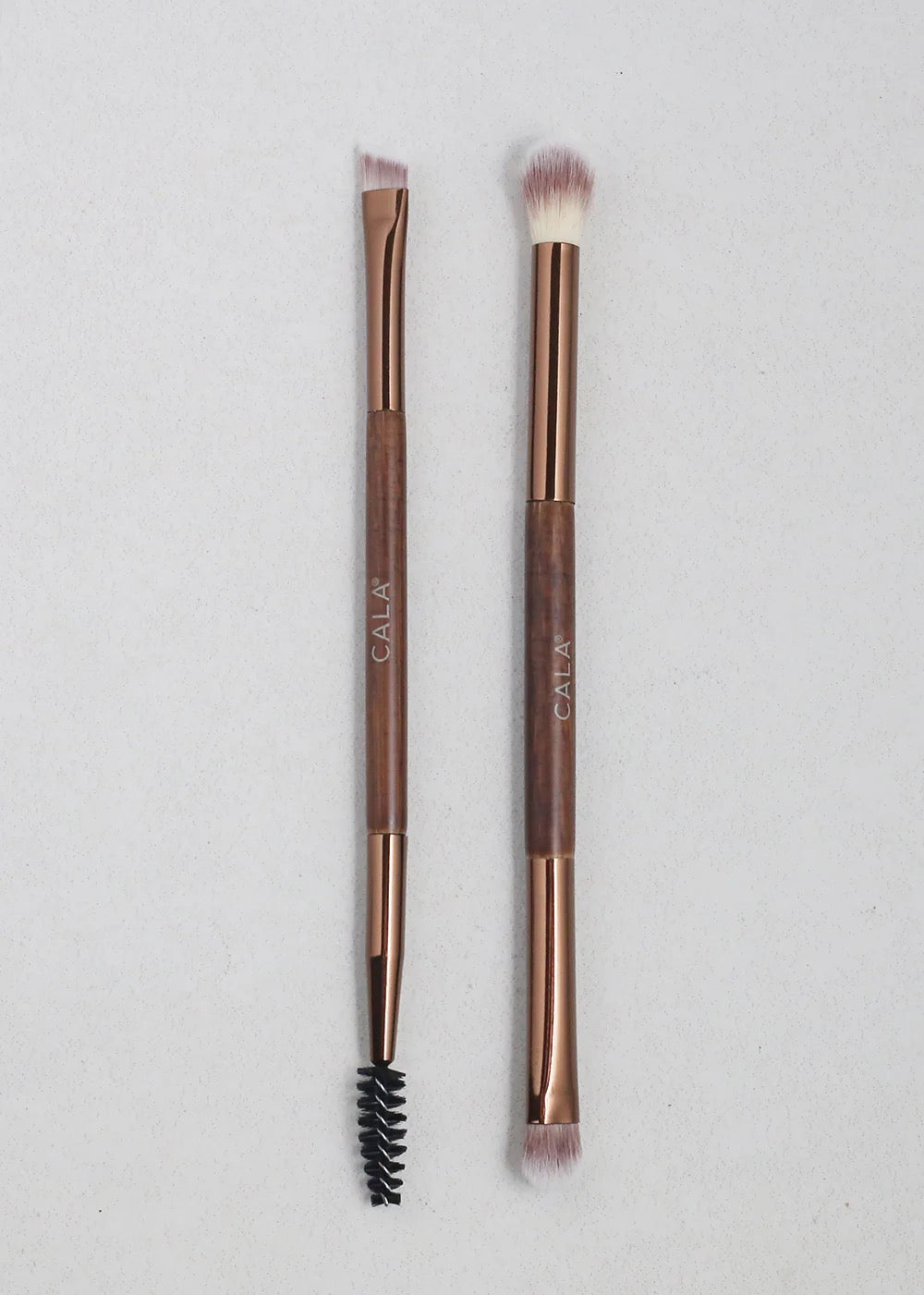 NATURE GIRL BAMBOO DOUBLE ENDED EYESHADOW & BROW BRUSH